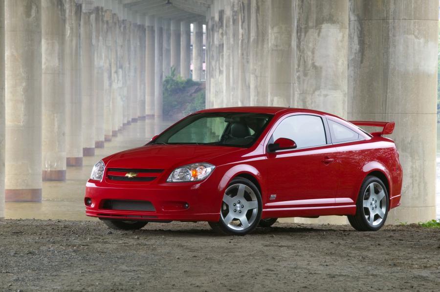  Chevrolet Cobalt SS Supercharged Coupe 2005 года  (фото 10 из 36)
